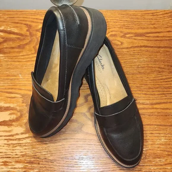 Clarks Sharon Gracie Loafers | W 9.5M | Elegant Style Meets All-Day Comfort - Picture 1 of 9